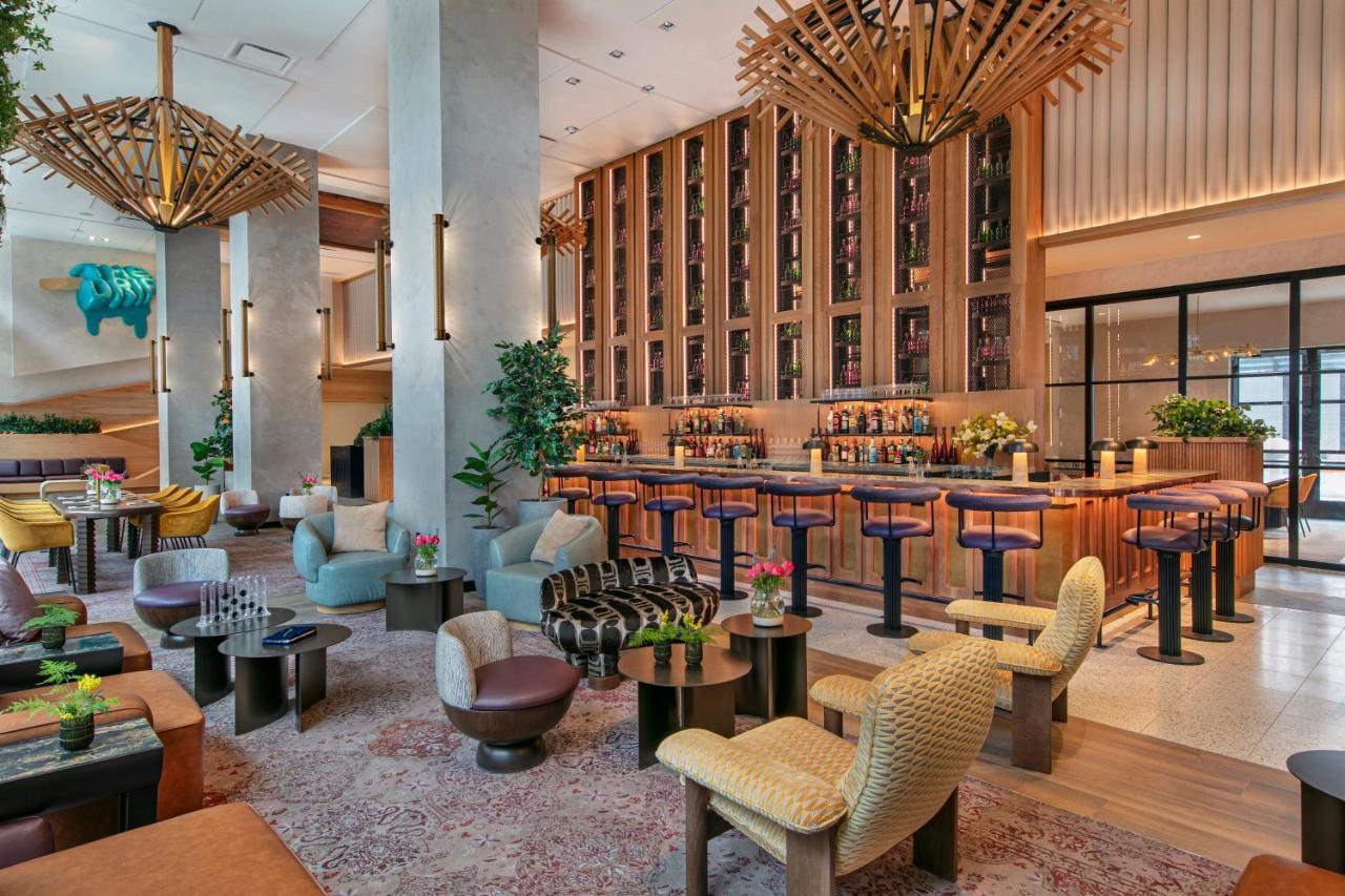 Отель Moxy Brooklyn Williamsburg Нью-Йорк Экстерьер фото