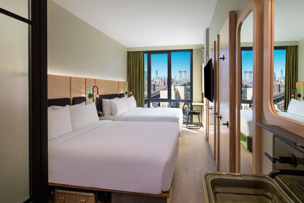 Отель Moxy Brooklyn Williamsburg Нью-Йорк Экстерьер фото