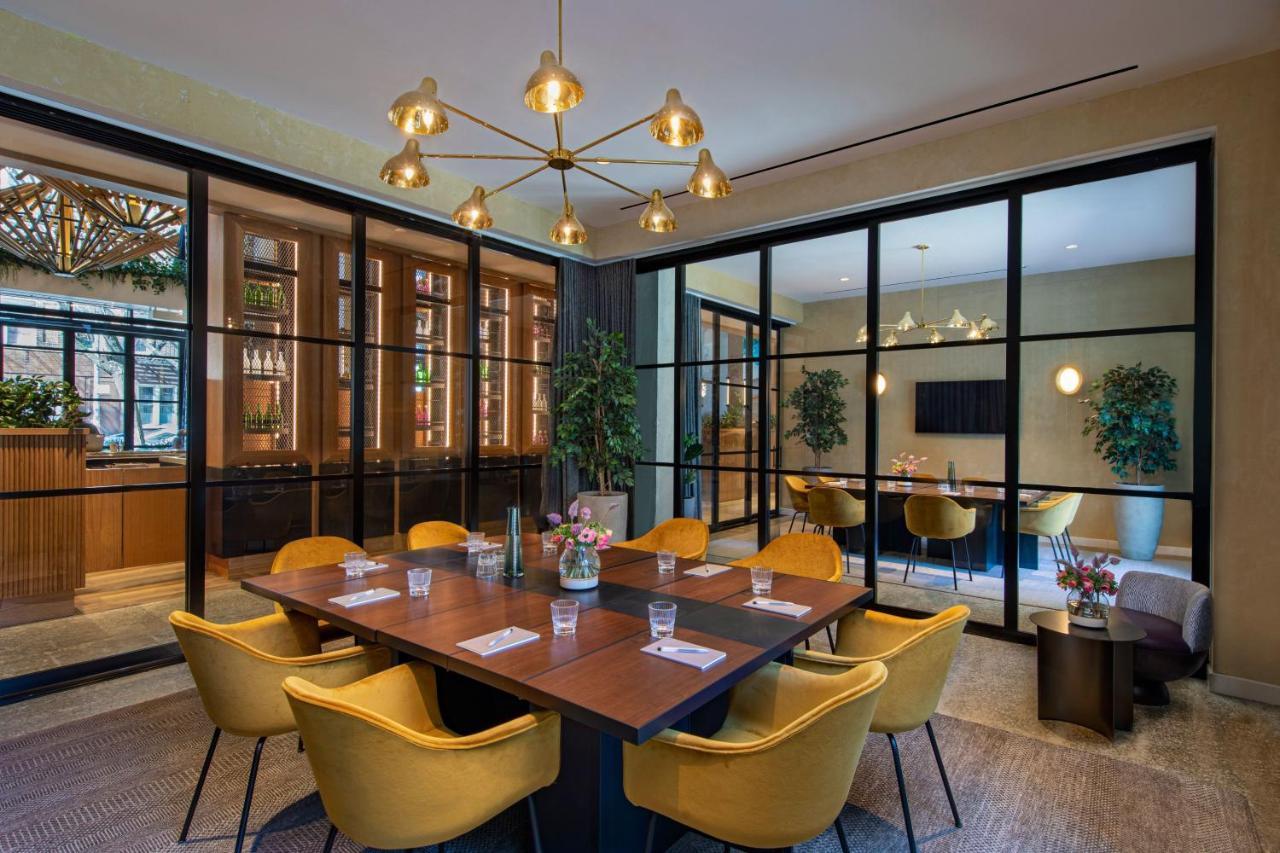 Отель Moxy Brooklyn Williamsburg Нью-Йорк Экстерьер фото