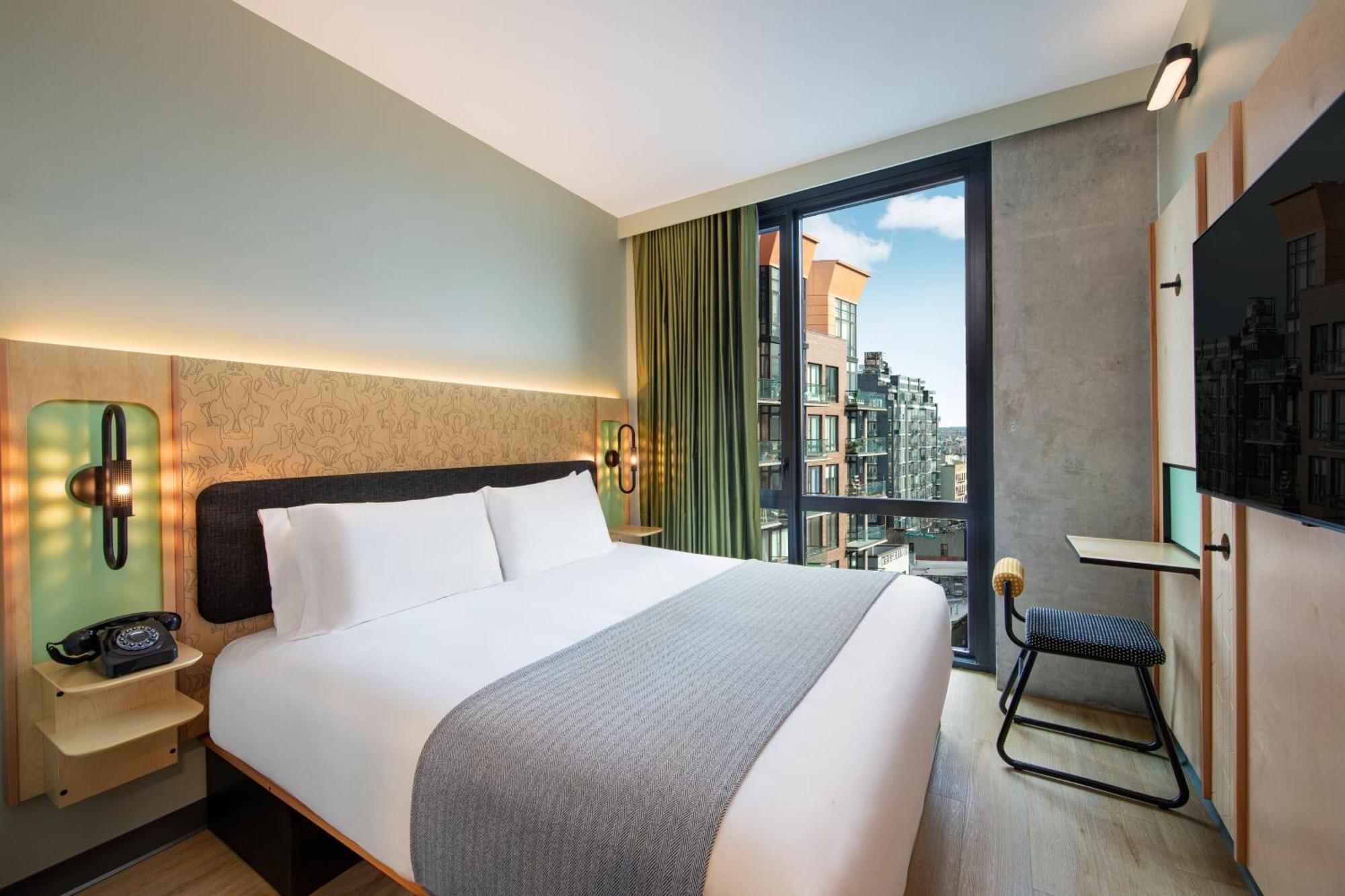Отель Moxy Brooklyn Williamsburg Нью-Йорк Экстерьер фото